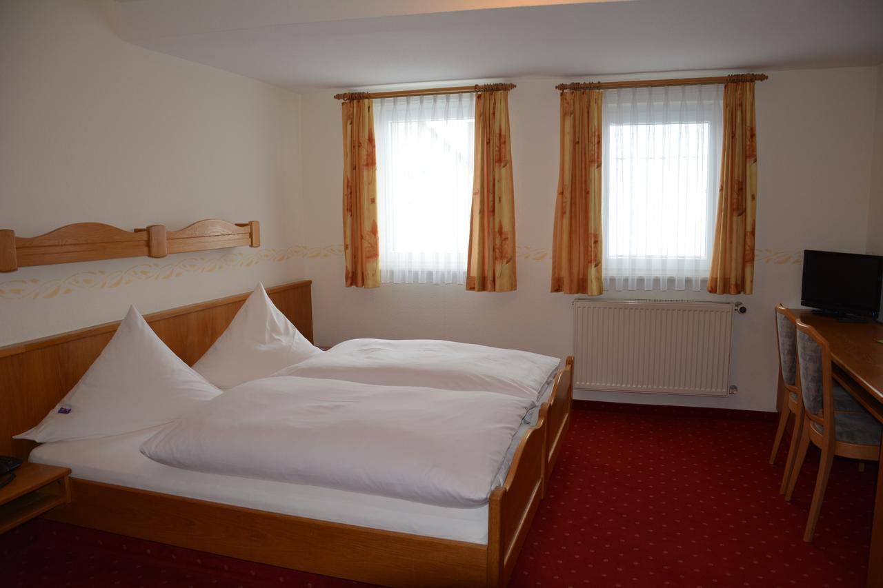 Landgasthof Hotel Roessle Steinenkirch Kamer foto