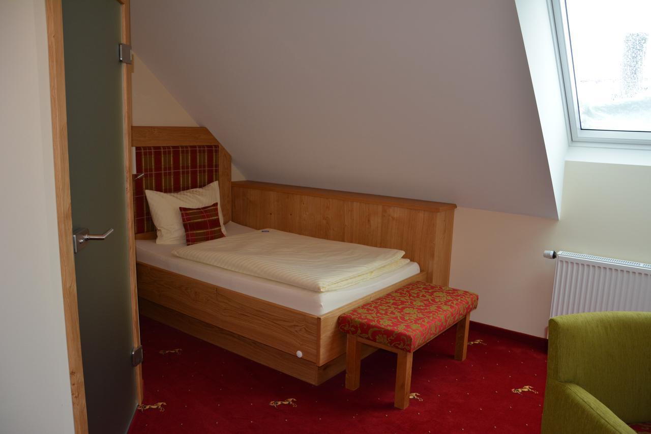 Landgasthof Hotel Roessle Steinenkirch Buitenkant foto