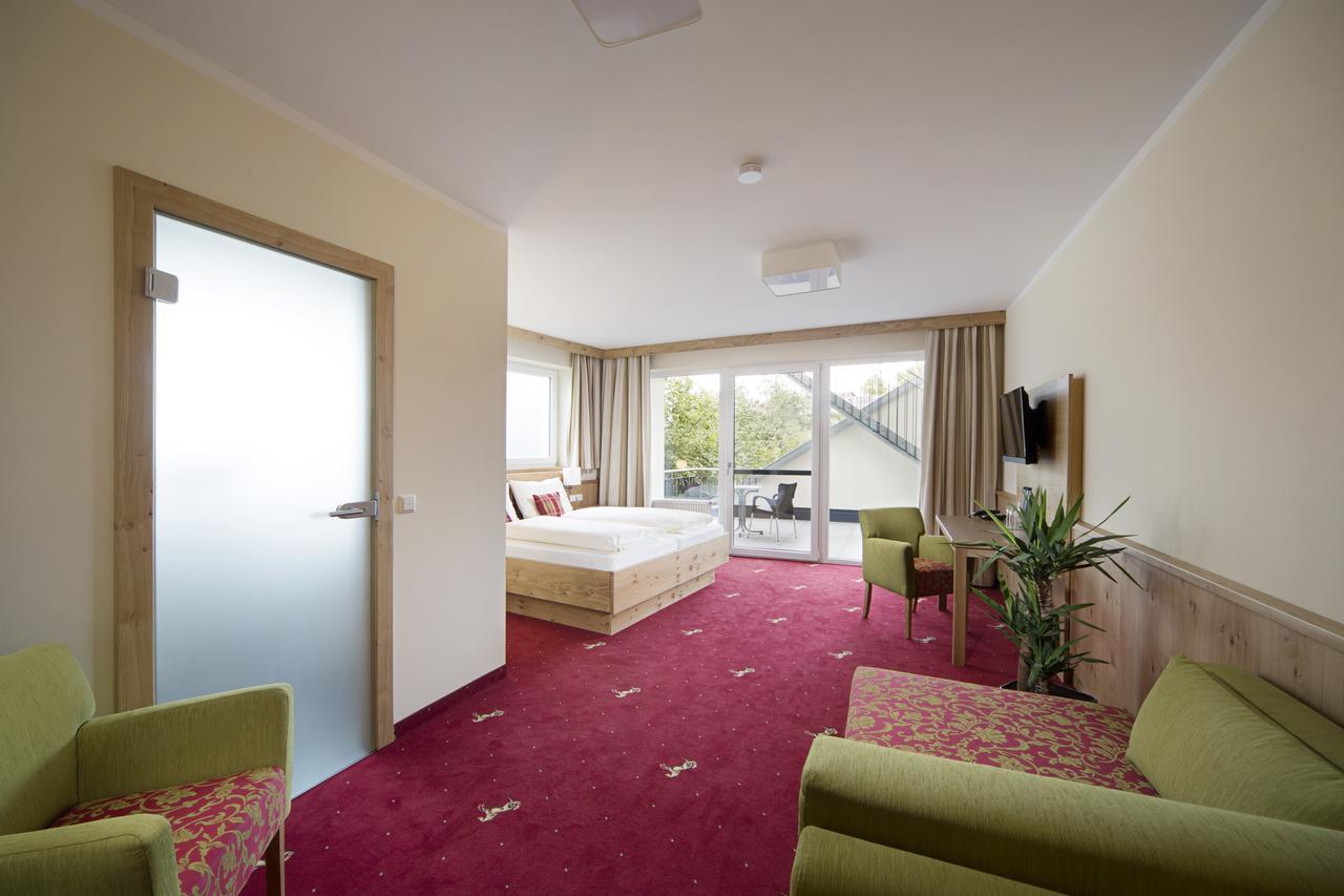 Landgasthof Hotel Roessle Steinenkirch Buitenkant foto